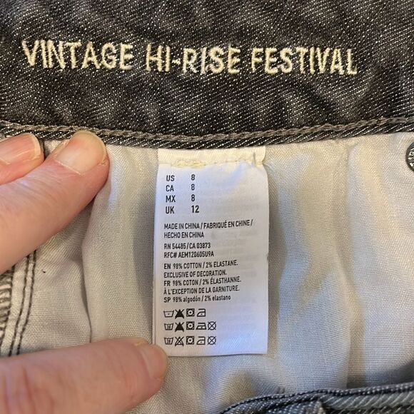 EXCELLENT CONDITION SIZE 8 AEO VINTAGE HI-RISE FESTIVAL SHORTS W/STUDDED POCKETS - Picture 10 of 10